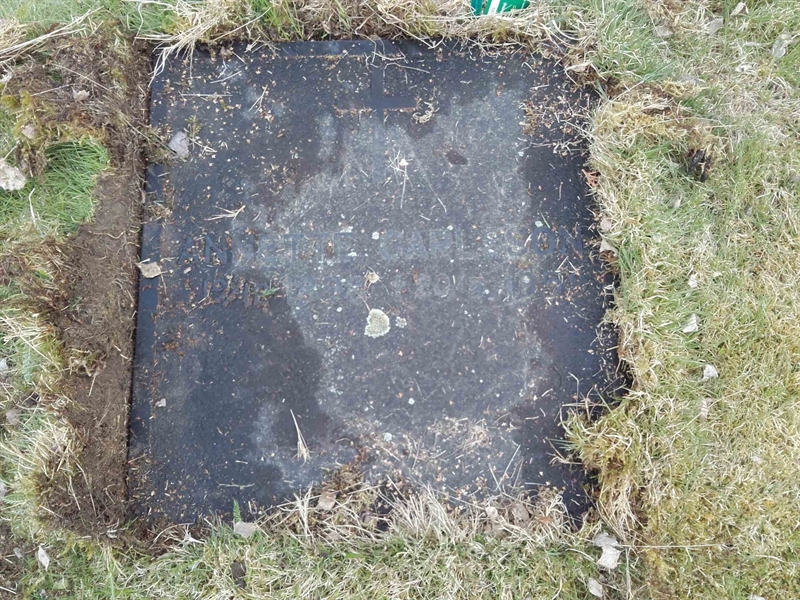Grave number: KA 02    10