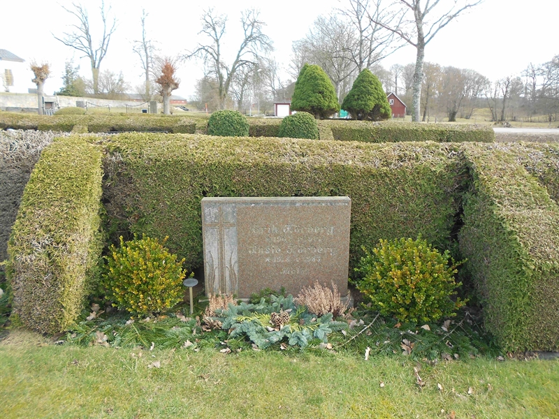 Grave number: V 28   145
