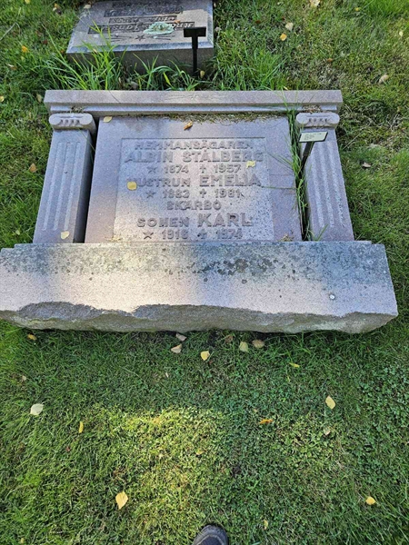 Grave number: Fr 7   177-178