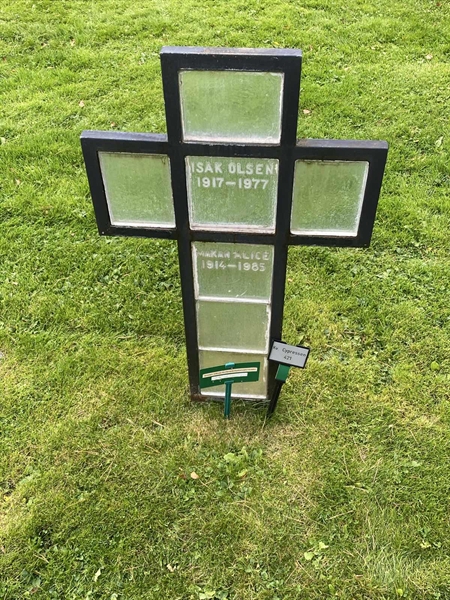 Gravnummer: 2 C   421