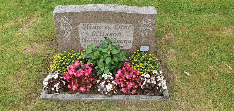 Grave number: Jä 05     4-5