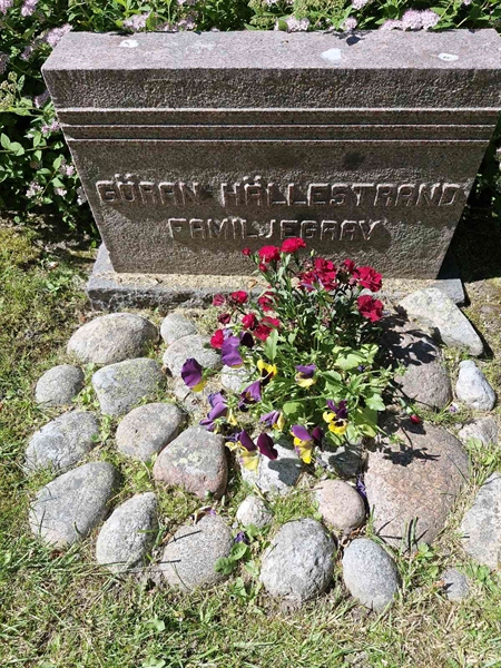 Hautatunnus: 1 URNLU C06