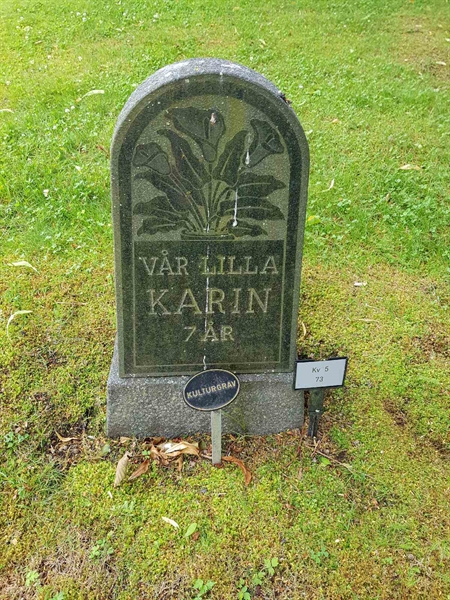 Grave number: Jä 05    73