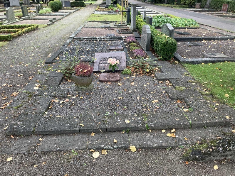 Gravnummer: Ö 21y    41, 42