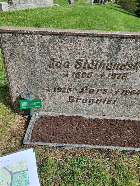 Grave number: 1 GL.3   125-126