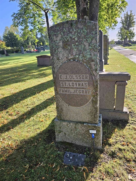 Grave number: Fr 4   347-349