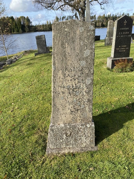 Grave number: 4 Ga 12     1
