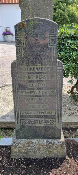 Grave number: LM 1 13  001