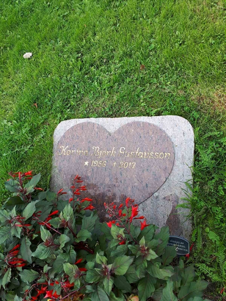 Gravnummer: NK F D   415