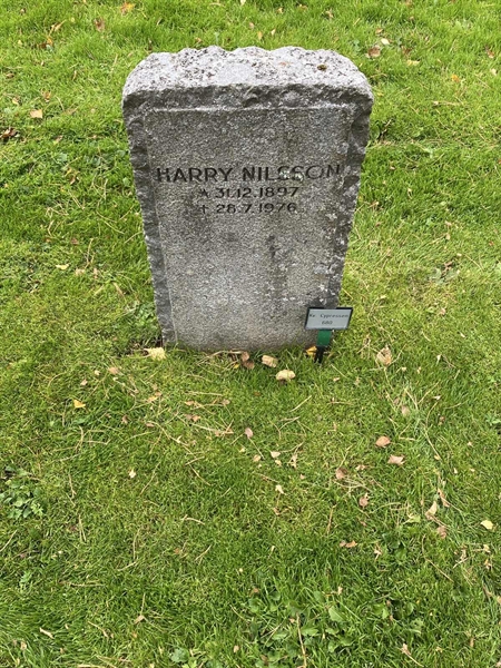 Hautatunnus: 2 C   680