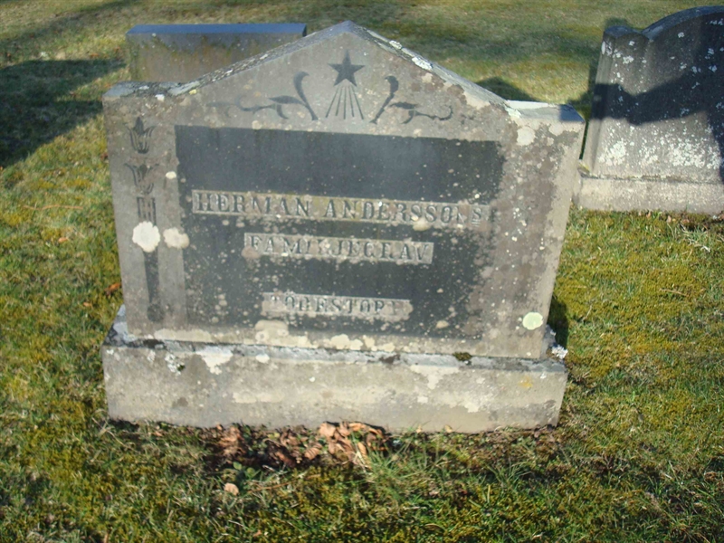 Grave number: KU 05   178, 179