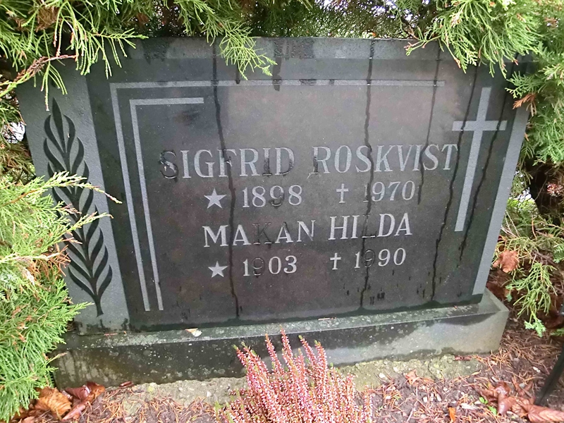 Grave number: LB A 135-136