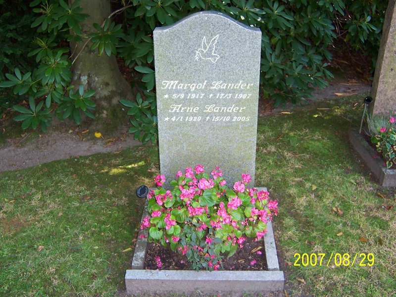 Grave number: 1 3 U1    60
