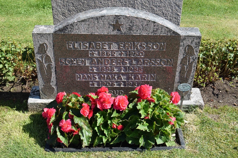 Grave number: 2 Ä    20