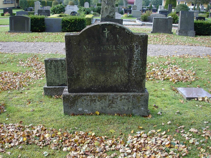 Grave number: HK C   201