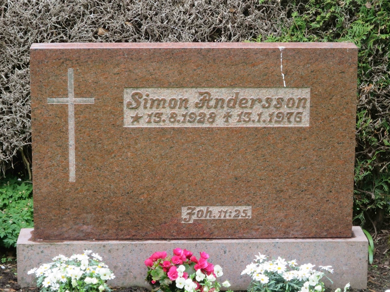 Grave number: HÖB 70G   184