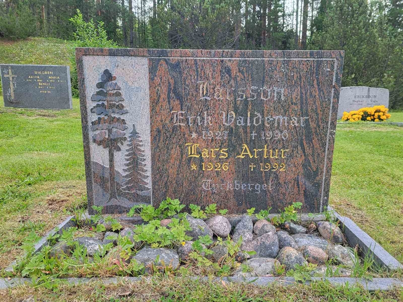 Grave number: 001 4  3010