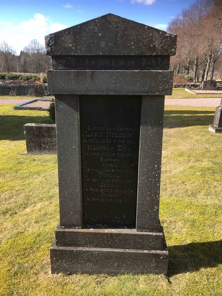 Grave number: 1 G   320, 321, 322