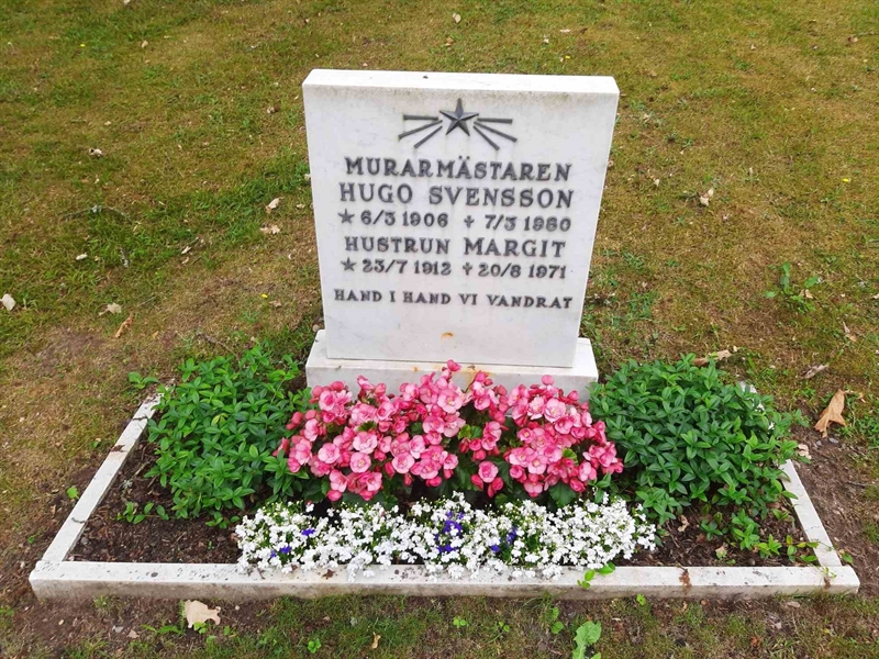 Grave number: M3 C    19, 20