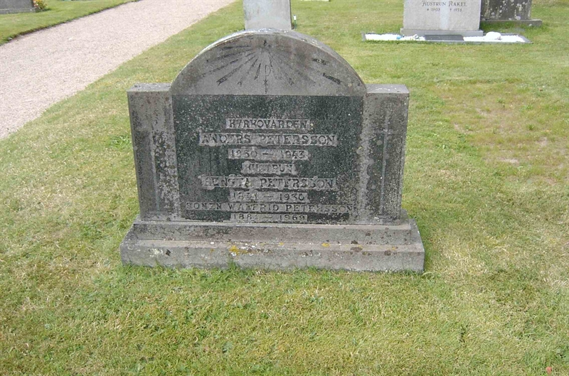 Grave number: VI C    61, 62, 63