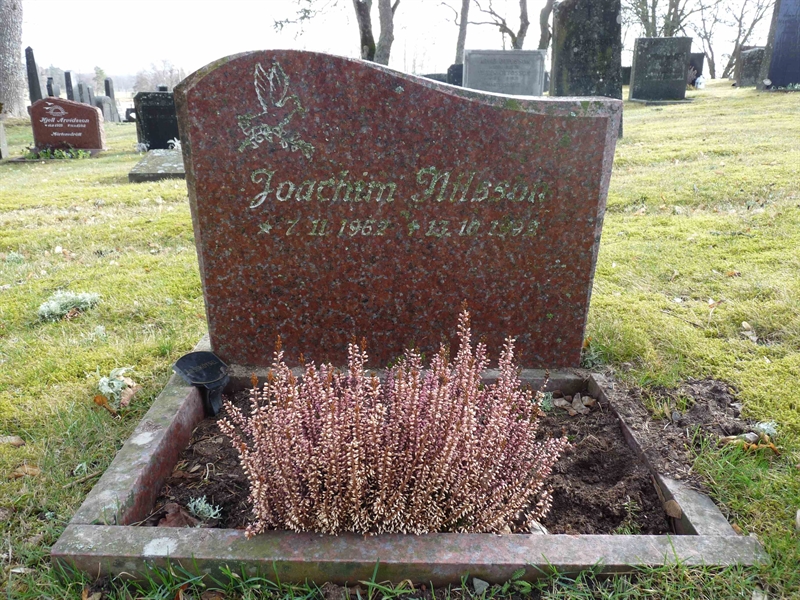 Grave number: JÄ 1   90