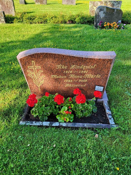 Grave number: kö 01 08   255-256