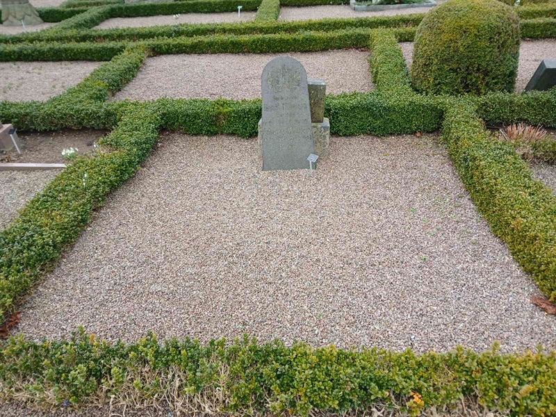 Grave number: TI A 231, 232
