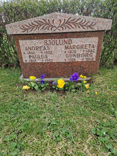 Grave number: 501 09 1419-1421