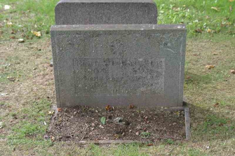 Grave number: 07 8   525-526