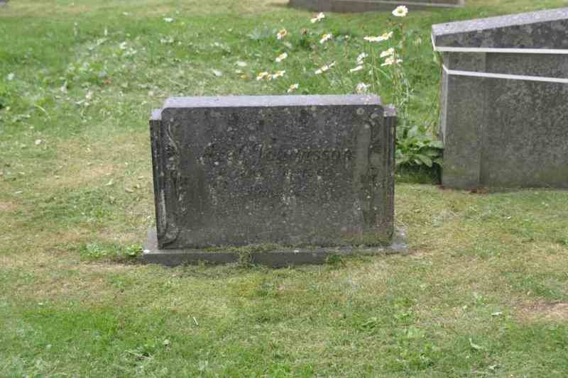 Grave number: 07 7   453