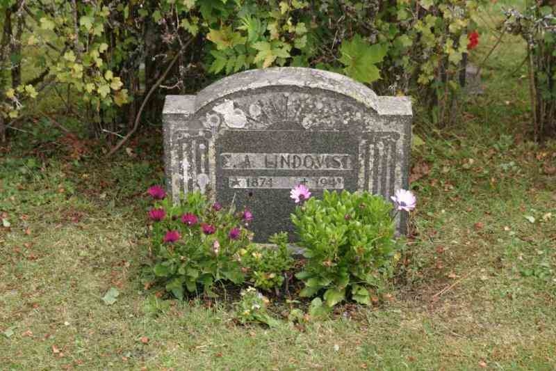 Grave number: 07 4   246