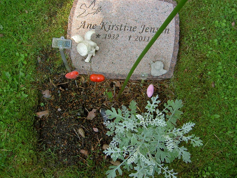 Grave number: 1 I   22
