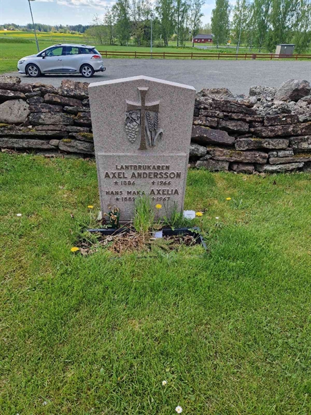Grave number: 03 A  334