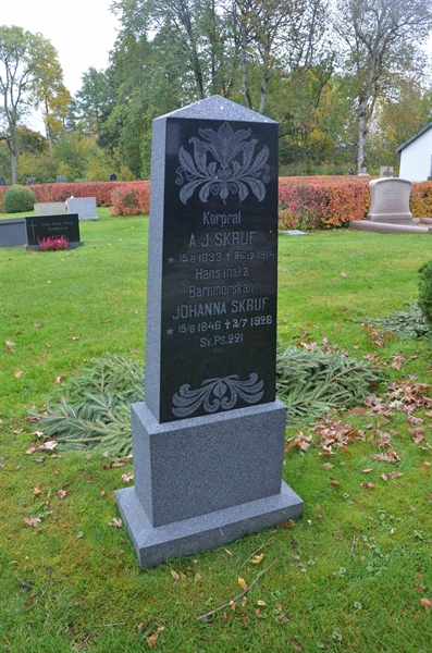 Grave number: Sm 2    68