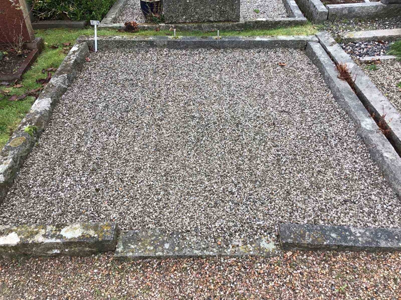 Grave number: 40 A    41-42