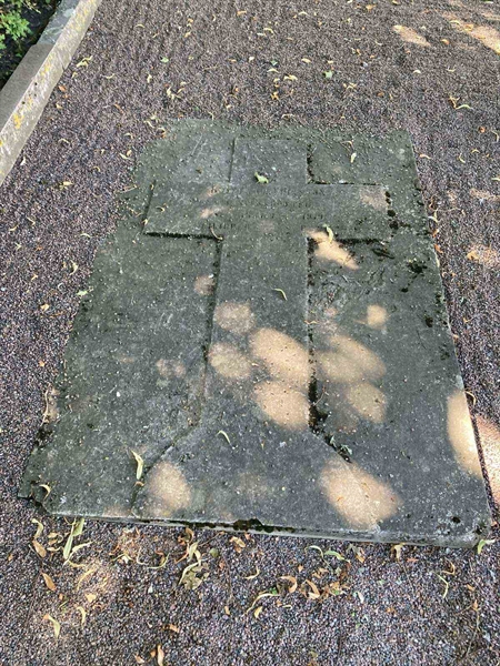 Grave number: SBY C   120