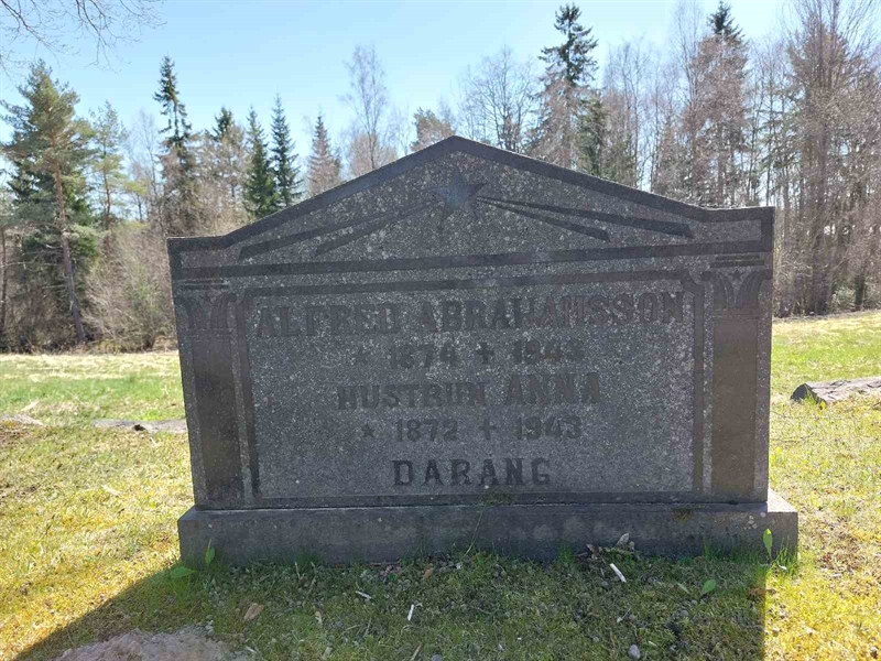 Grave number: HÖ 1  105, 106