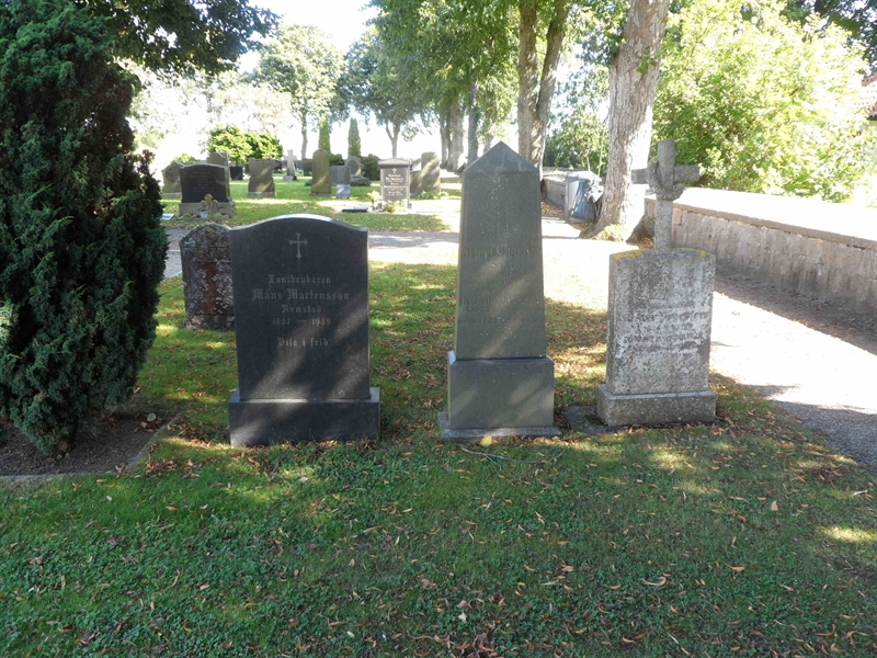 Grave number: SK E    79, 80, 81
