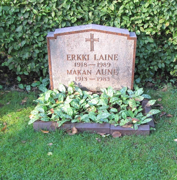 Grave number: HN BJÖRK   185, 186