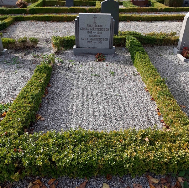 Grave number: TU 16    009