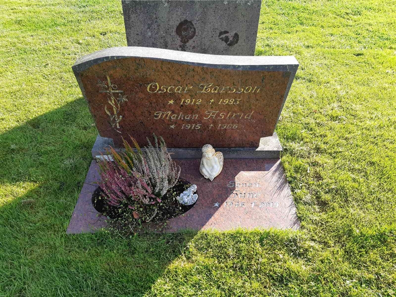 Hautatunnus: Fr 8   399-400