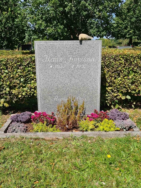 Grave number: Ä N H 6