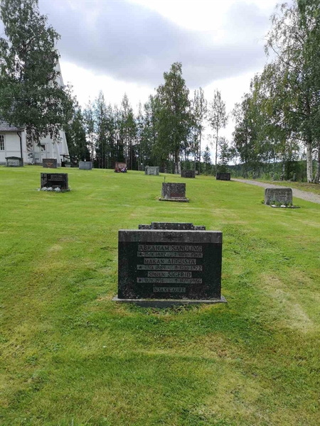 Gravnummer: POK 04     5