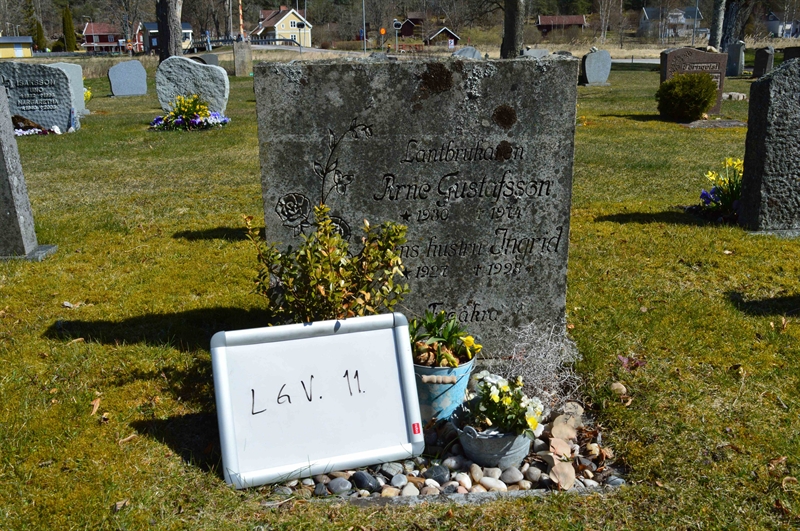 Grave number: LG V    11