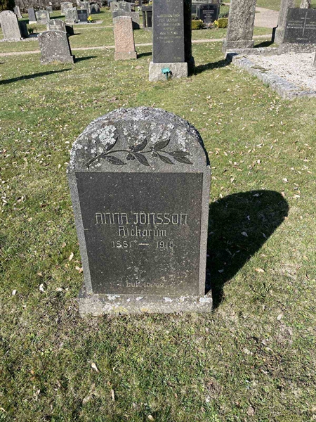 Grave number: Ä G D    23
