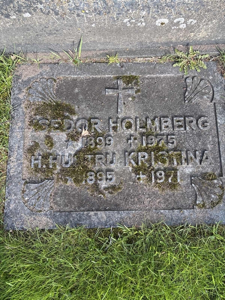 Gravnummer: H 018 004-04