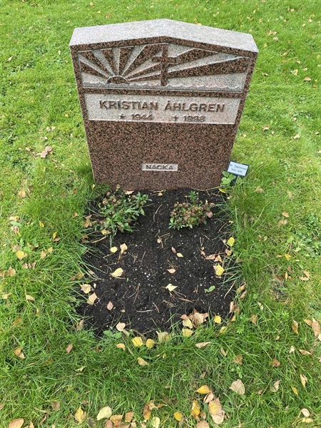 Hautatunnus: 2 C   634-635