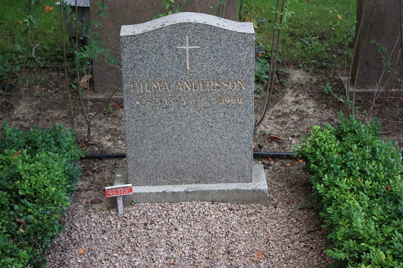 Grave number: Ö U02    19