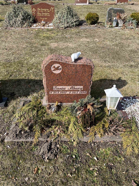 Grave number: VV 1   567