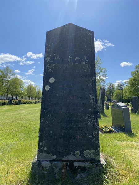 Grave number: 1 04 358, 359, 360